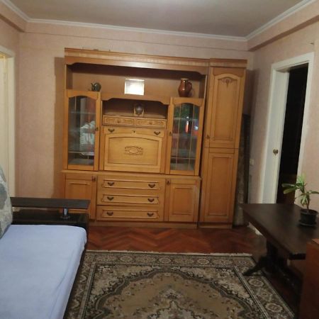 1К Квартира Бульвар Котляревського, Бульвар Праці Буд 1 Kijev Kültér fotó