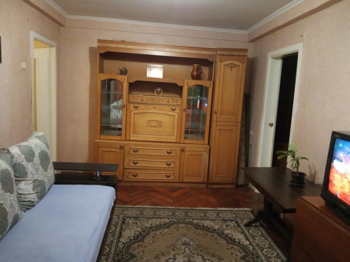 1К Квартира Бульвар Котляревського, Бульвар Праці Буд 1 Kijev Kültér fotó